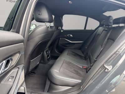 BMW 320d Lim. xDrive M Sport*STHZ*Shadow*H&K*LED*App — slika 11