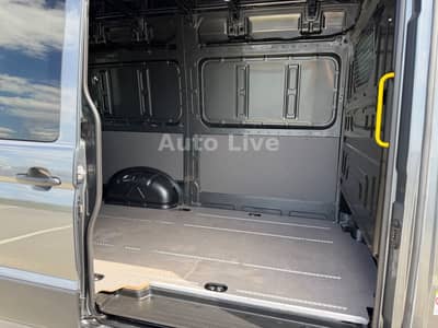Volkswagen Crafter 35TDI*AUTO*MITTEL-HOCH*KLIMA*NAVI*KAMERA — slika 24