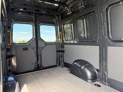 Volkswagen Crafter 35TDI*AUTO*MITTEL-HOCH*KLIMA*NAVI*KAMERA — slika 25