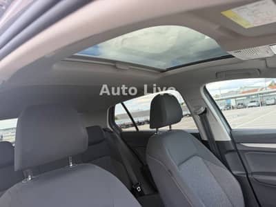 Volkswagen Golf 8 2.0 TDI ACTIVE*DSG*VIR*PAN*NAVI*HEAD-UP — slika 25