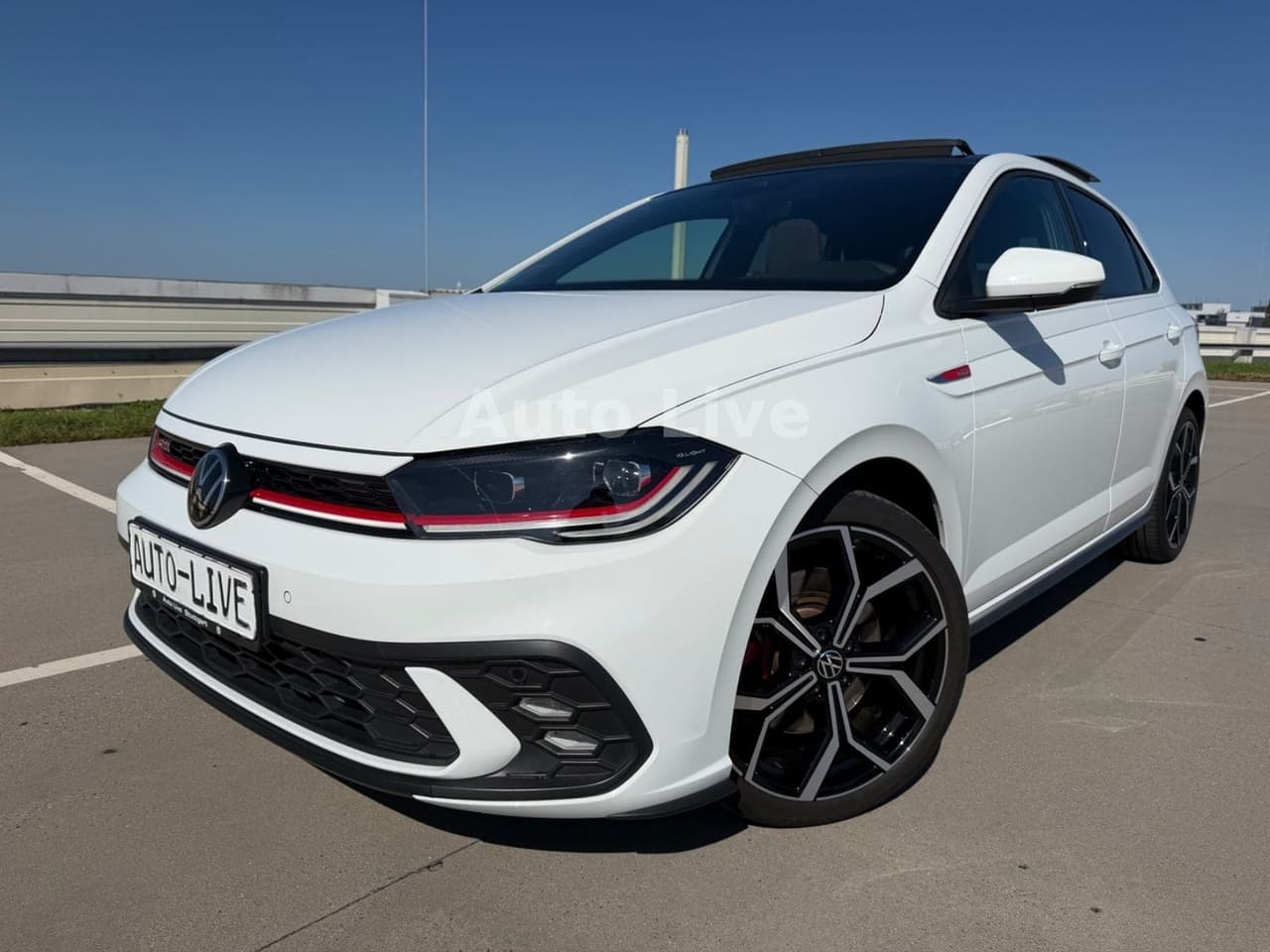 Volkswagen Polo GTI 2.0 TSI DSG*PANO*NAVI*VIRTUA*MATRIX*ACC — slika 1