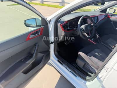 Volkswagen Polo GTI 2.0 TSI DSG*PANO*NAVI*VIRTUA*MATRIX*ACC — slika 19