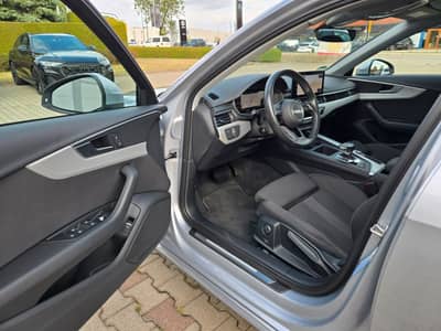 Audi A4 40 TDI S tronic"Matrix"Virtual"AHK"Masage"17Z — slika 6