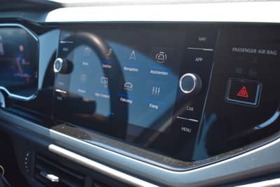 Volkswagen Polo VI Goal LED/Tempomat/Carplay/SHZ — slika 16