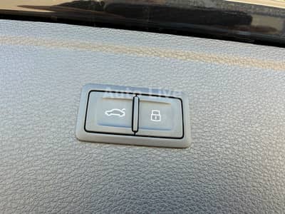 Audi Q5 40 TDI*QUATTRO*S LINE*S-SITZ*VIRT*PAN*LED*360 — slika 35