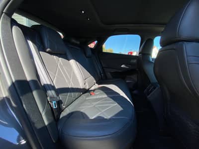 DS Automobiles DS7 Crossback E-Tense 4x2 Ligne Noire — slika 14