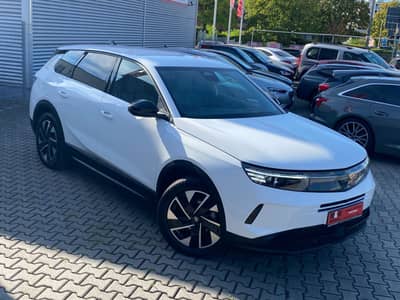 Opel Grandland 1.2 48V Mild-Hybrid 107 kW GS ACC/HuD — slika 20