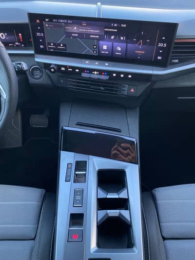 Opel Grandland 1.2 48V Mild-Hybrid 107 kW GS ACC/HuD — slika 9