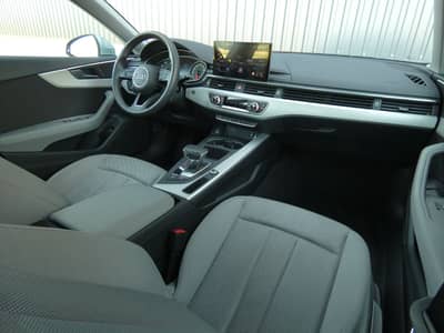 Audi A5 40 TDI Aut. SB Advanced LED CarPlay 360° 19" — slika 2