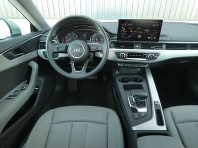 Audi A5 40 TDI Aut. SB Advanced LED CarPlay 360° 19" — slika 4