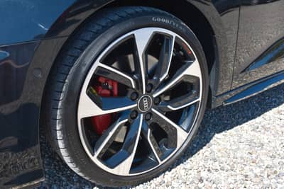 Audi S3 Sportback 2.0 TFSI Quattro B&O/Virtual/LED — slika 33