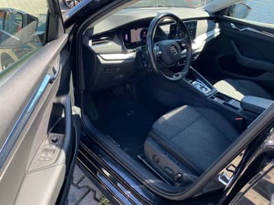 Skoda Octavia Combi Style ACC/HuD/LED/Memory/Virtual — slika 6
