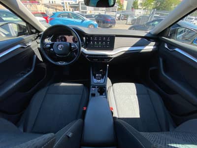 Skoda Octavia Combi Style ACC/HuD/LED/Memory/Virtual — slika 12
