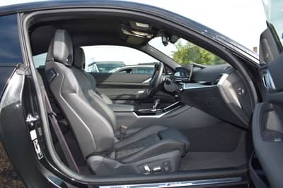 BMW M4 Coupe xDrive Competition — slika 9