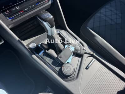 Volkswagen Tiguan Allspace 2.0 TDI DSG*4M*R LINE*7 STZE*VOL — slika 25