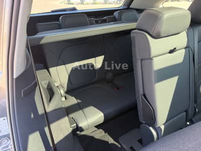 Skoda Kodiaq 2.0 TDI*4x4*7x SITZE*PANO*MATRIX*AHK*VOL! — slika 12