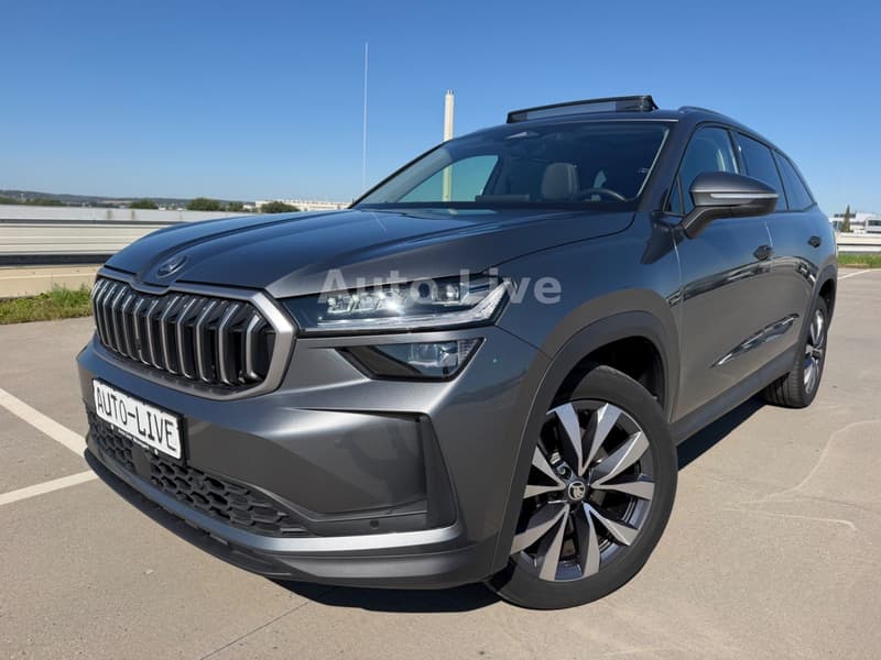 Skoda Kodiaq 2.0 TDI*4x4*7x SITZE*PANO*MATRIX*AHK*VOL!