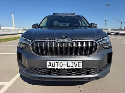 Skoda Kodiaq 2.0 TDI*4x4*7x SITZE*PANO*MATRIX*AHK*VOL! — slika 8