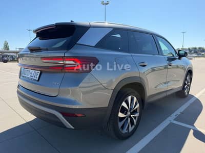 Skoda Kodiaq 2.0 TDI*4x4*7x SITZE*PANO*MATRIX*AHK*VOL! — slika 5