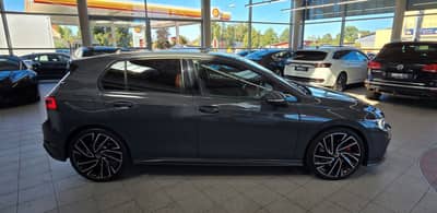 Volkswagen Golf VIII Lim. GTI ACC LED KAMERA H&K — slika 5