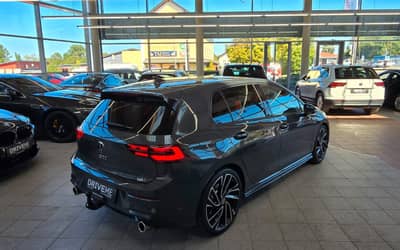 Volkswagen Golf VIII Lim. GTI ACC LED KAMERA H&K — slika 8