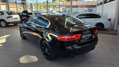 Jaguar XE Prestige — slika 7