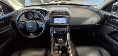 Jaguar XE Prestige — slika 12