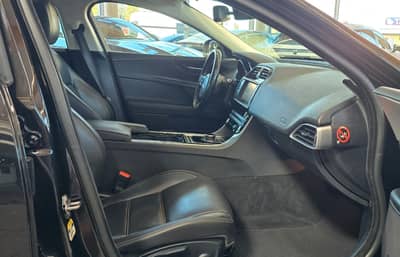 Jaguar XE Prestige — slika 17