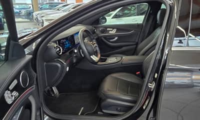 Mercedes-Benz E 220d 4Matic AMG-Line Virtual 360KAM — slika 13