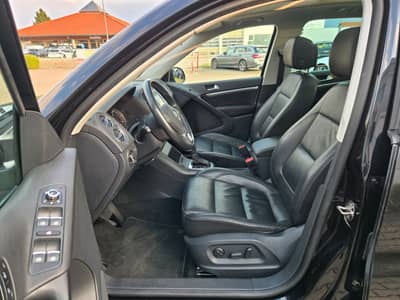 Volkswagen Tiguan 2.0 TDI DSG 4M"Sport & Style"Pano"Leder — slika 6