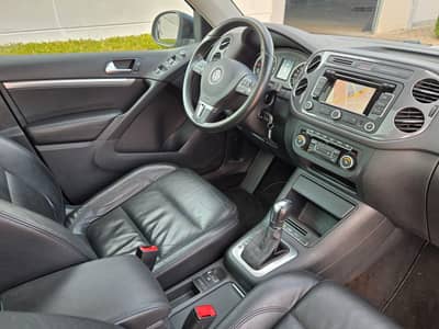 Volkswagen Tiguan 2.0 TDI DSG 4M"Sport & Style"Pano"Leder — slika 10
