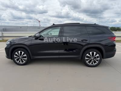 Skoda Kodiaq 2.0 TDI*4x4*7x SITZE*PANO*MATRIX*AHK*VOL! — slika 2