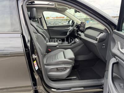 Skoda Kodiaq 2.0 TDI*4x4*7x SITZE*PANO*MATRIX*AHK*VOL! — slika 40