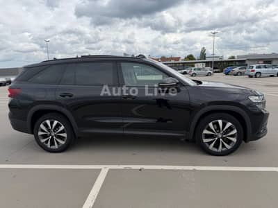 Skoda Kodiaq 2.0 TDI*4x4*7x SITZE*PANO*MATRIX*AHK*VOL! — slika 6