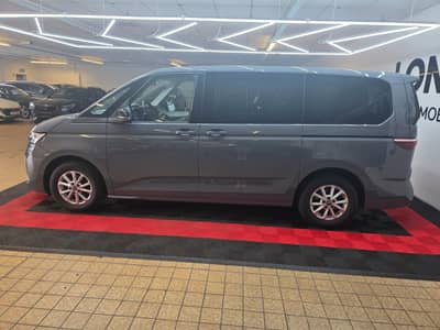 Volkswagen T7 Multivan Lang/Navi/LED/PANO/Kamera/TOP — slika 7