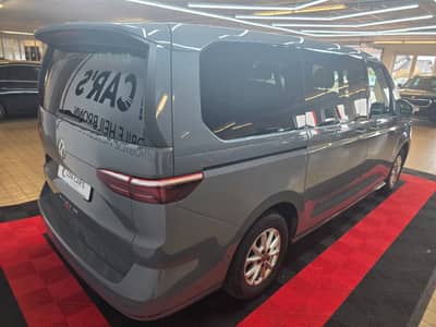 Volkswagen T7 Multivan Lang/Navi/LED/PANO/Kamera/TOP — slika 10