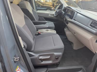 Volkswagen T7 Multivan Lang/Navi/LED/PANO/Kamera/TOP — slika 15