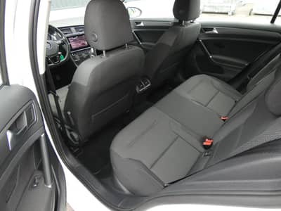 Volkswagen Golf 1.6 TDI Comfortlin Navi Klimaaut SHZ 2-Hand — slika 8