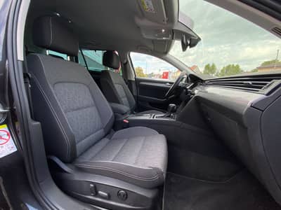 Volkswagen Passat Variant Business ACC/AHK/Memory/Assistenz — slika 7