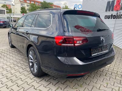 Volkswagen Passat Variant Business ACC/AHK/Memory/Assistenz — slika 4