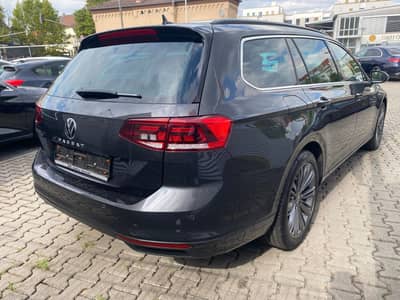 Volkswagen Passat Variant Business ACC/AHK/Memory/Assistenz — slika 5