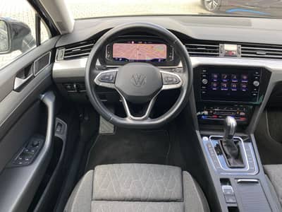 Volkswagen Passat Variant Business ACC/AHK/Memory/Assistenz — slika 9