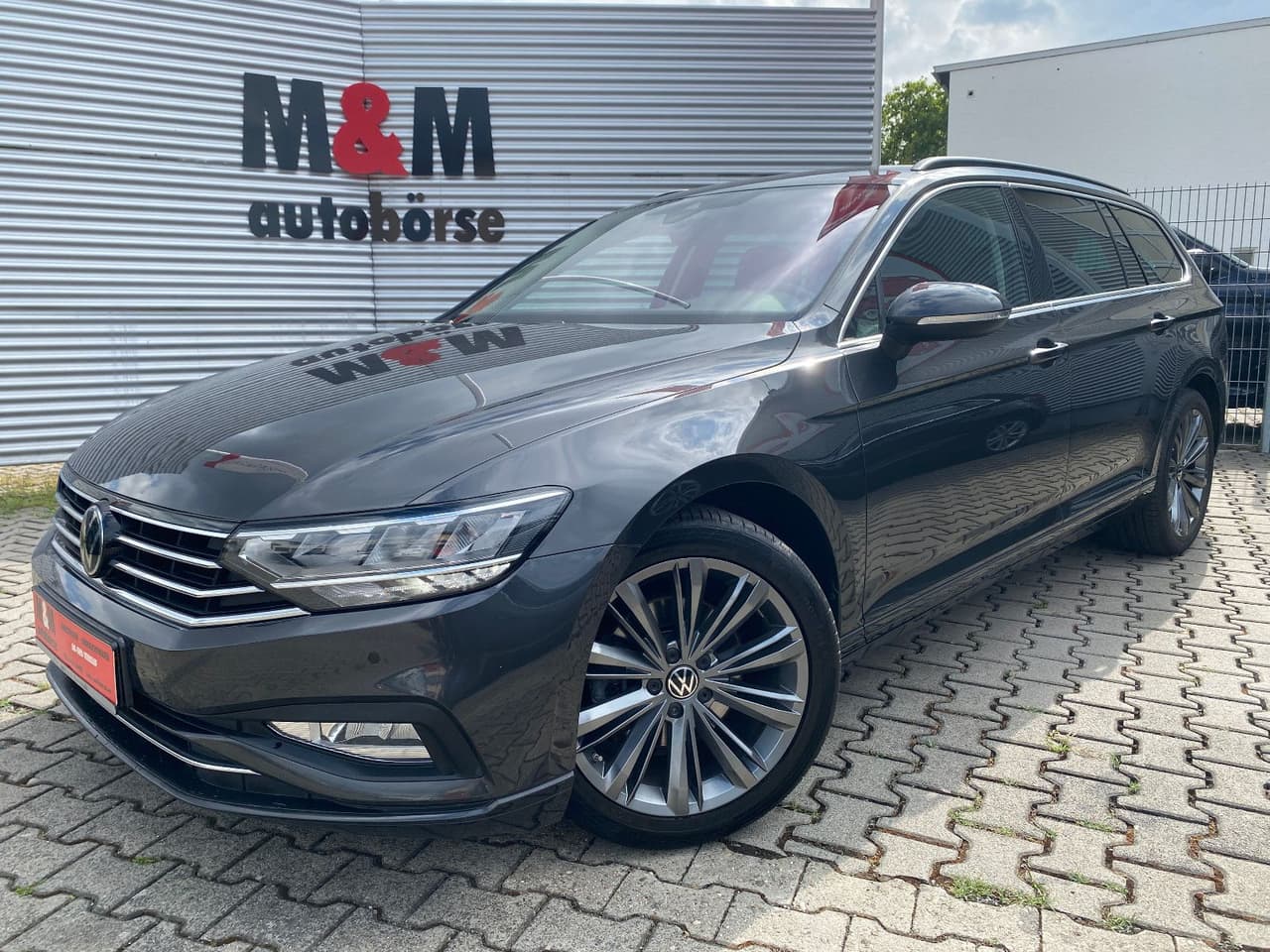 Volkswagen Passat Variant Business ACC/AHK/Memory/Assistenz — slika 1