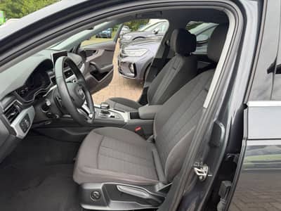 Audi A4 2.0 TDI S Line design VirtualCockpit — slika 5