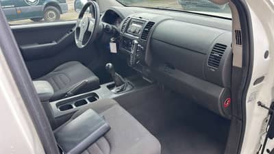 Nissan Navara Pickup King Cab XE 4X4 — slika 16
