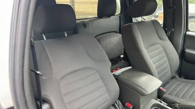 Nissan Navara Pickup King Cab XE 4X4 — slika 15