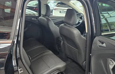 Ford Kuga Titanium — slika 25