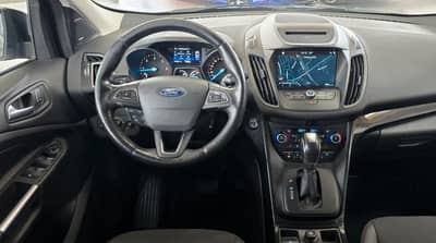 Ford Kuga Titanium — slika 11