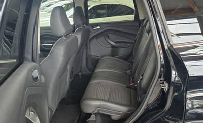 Ford Kuga Titanium — slika 22