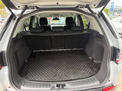Land Rover Discovery Sport SE AWD — slika 12